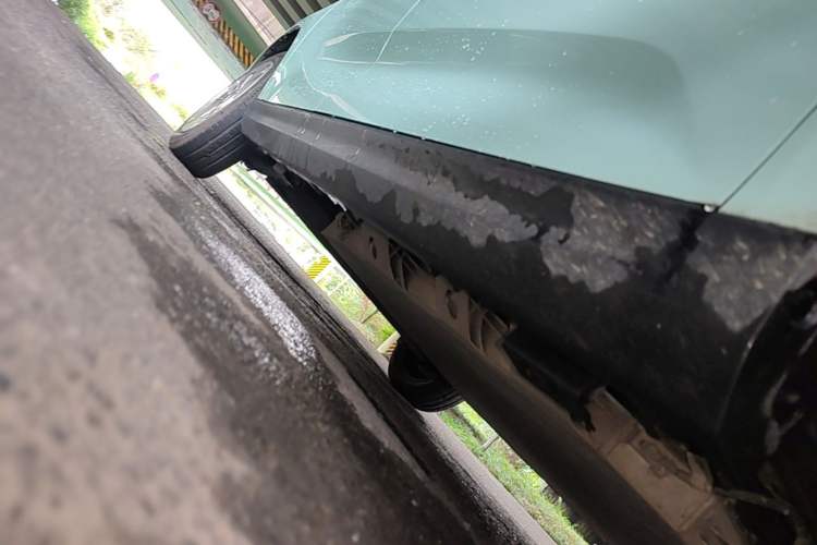 Used Chery QQ Domi 2025 Model 305km Comfort Edition Right Side Sill