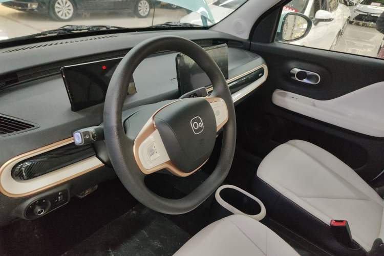 Used Chery QQ Domi 2025 Model 405km Comfort Edition Steering Wheel
