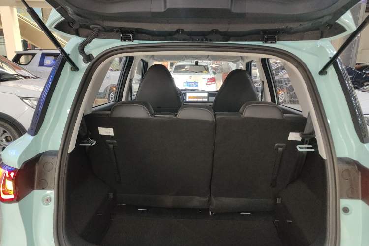 Used Chery QQ Domi 2025 Model 405km Comfort Edition Trunk