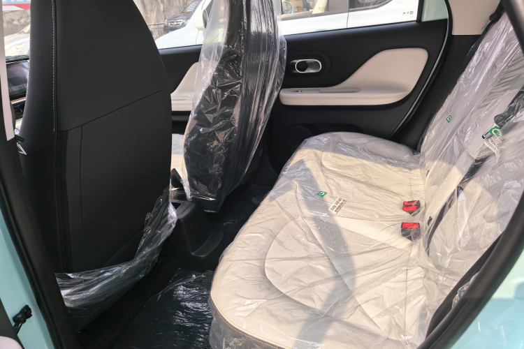 Used Chery QQ Domi 2025 Model 305km Comfort Edition Interior 3