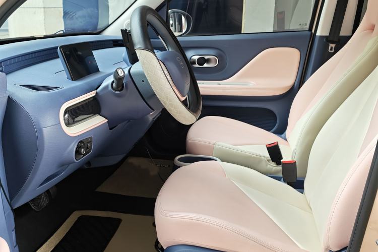 Used Chery QQ Domi 2025 Model 305km Comfort Edition Left Front Seat