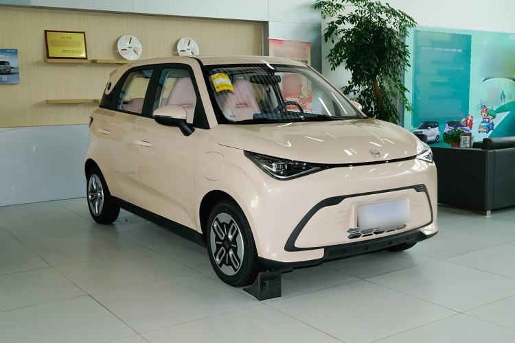 Used Chery QQ Domi 2025 Model 305km Comfort Edition Exterior 2