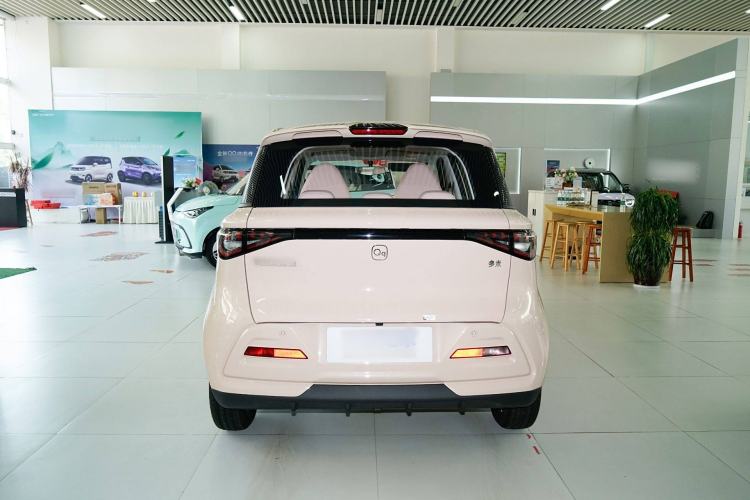 Used Chery QQ Domi 2025 Model 305km Comfort Edition Exterior 5
