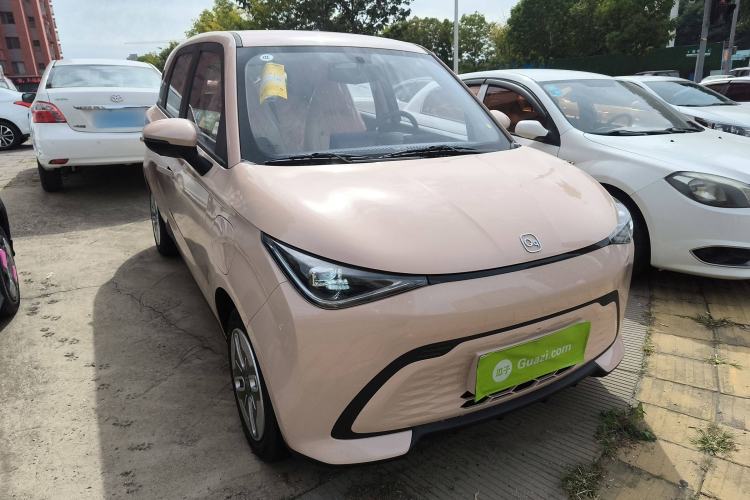 Used Chery QQ Domi 2025 Model 305km Comfort Edition Front Right 45 Deg