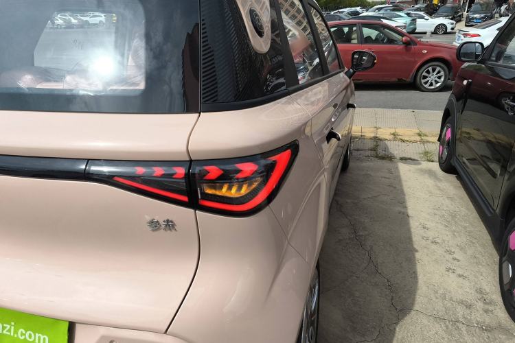 Used Chery QQ Domi 2025 Model 305km Comfort Edition Right Rear Taillight