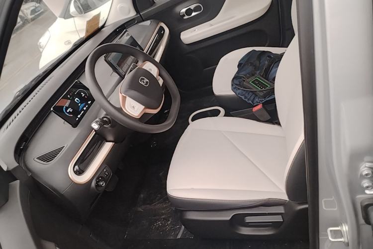 Used Chery QQ Domi 2025 Model 305km Comfort Edition Driver Seat