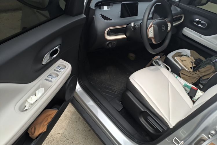 Used Chery QQ Domi 2025 Model 305km Comfort Edition Driver Seat
