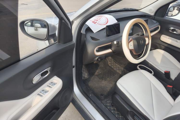 Used Chery QQ Domi 2025 Model 305km Comfort Edition Driver Seat