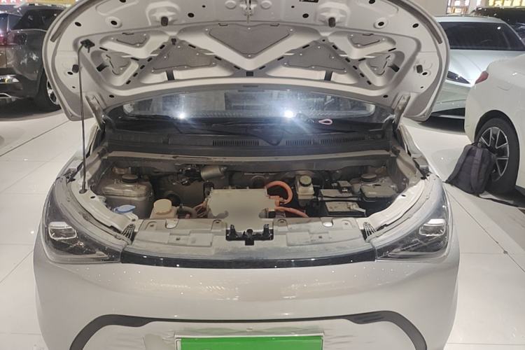 Used Chery QQ Domi 2025 Model 305km Comfort Edition Engine Bay