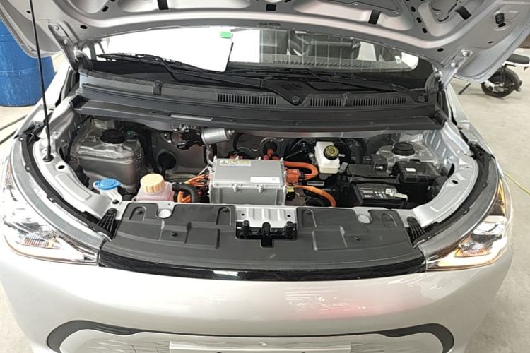 Used Chery QQ Domi 2025 Model 305km Comfort Edition Engine Bay