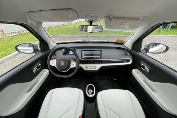 Used Chery QQ Domi 2025 Model 305km Comfort Edition Exterior 9