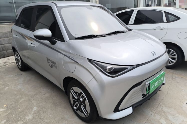 Used Chery QQ Domi 2025 Model 305km Comfort Edition Front Right 45 Deg