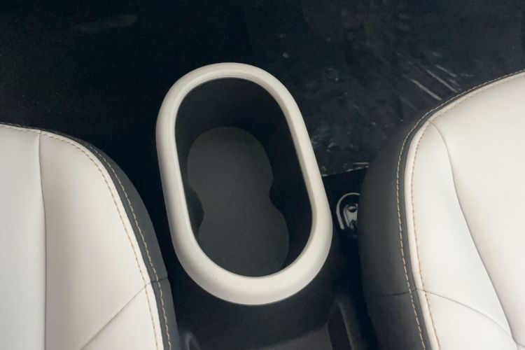 Used Chery QQ Domi 2025 Model 305km Comfort Edition Gear Lever