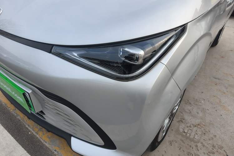 Used Chery QQ Domi 2025 Model 305km Comfort Edition Left Front Headlight