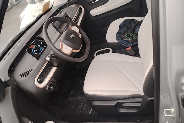Used Chery QQ Domi 2025 Model 305km Comfort Edition Left Front Seat