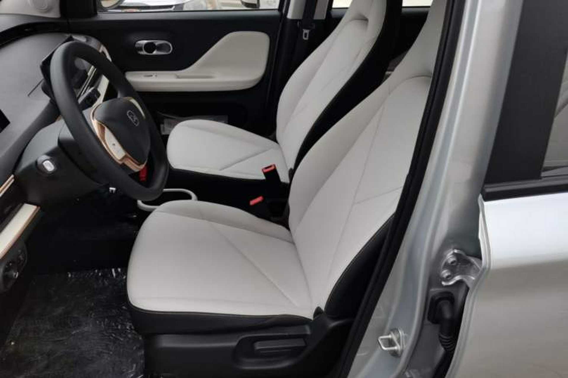 Used Chery QQ Domi 2025 Model 305km Comfort Edition Left Front Seat