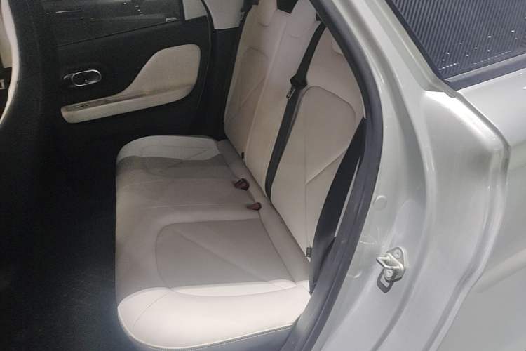 Used Chery QQ Domi 2025 Model 305km Comfort Edition Left Rear Seat