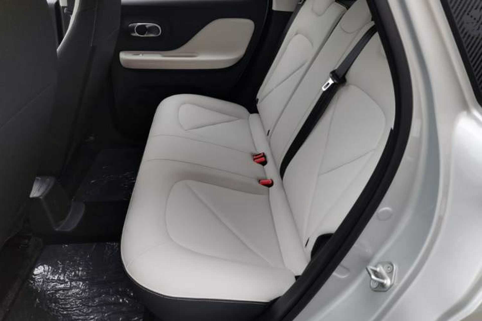 Used Chery QQ Domi 2025 Model 305km Comfort Edition Left Rear Seat