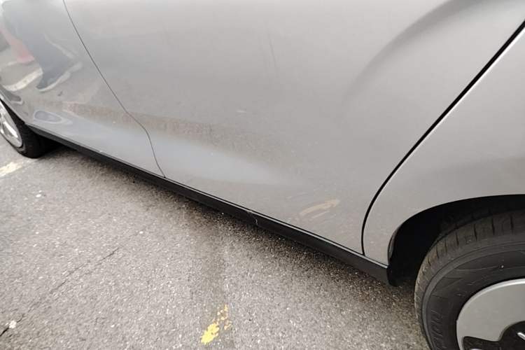 Used Chery QQ Domi 2025 Model 305km Comfort Edition Left Side Sill