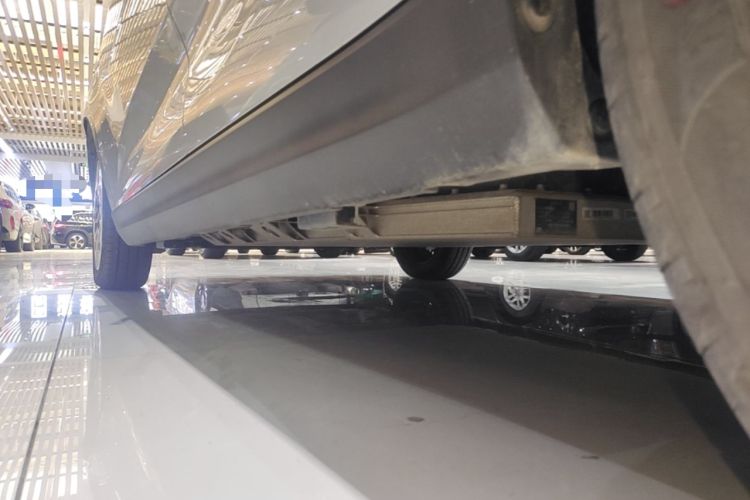 Used Chery QQ Domi 2025 Model 305km Comfort Edition Left Side Sill