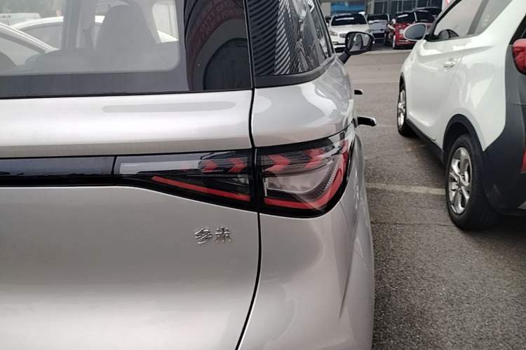 Used Chery QQ Domi 2025 Model 305km Comfort Edition Right Rear Taillight