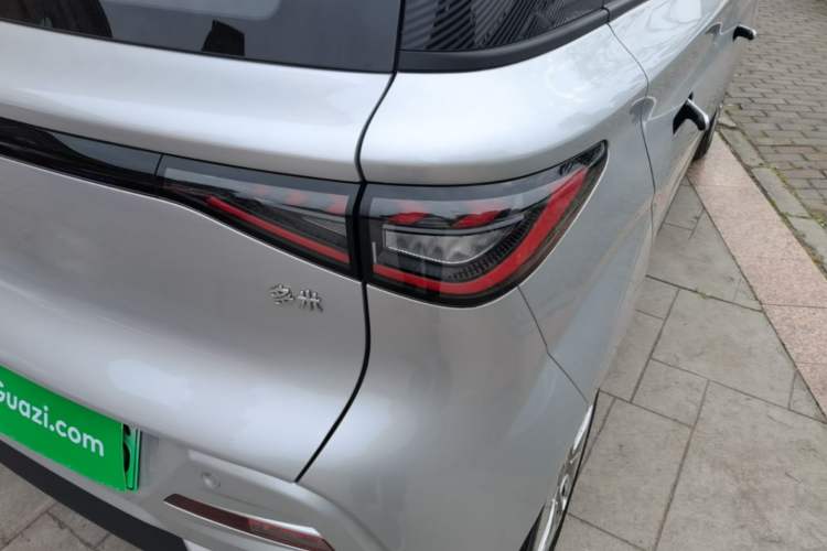 Used Chery QQ Domi 2025 Model 305km Comfort Edition Right Rear Taillight