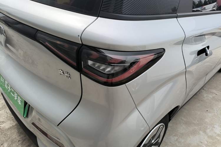 Used Chery QQ Domi 2025 Model 305km Comfort Edition Right Rear Taillight