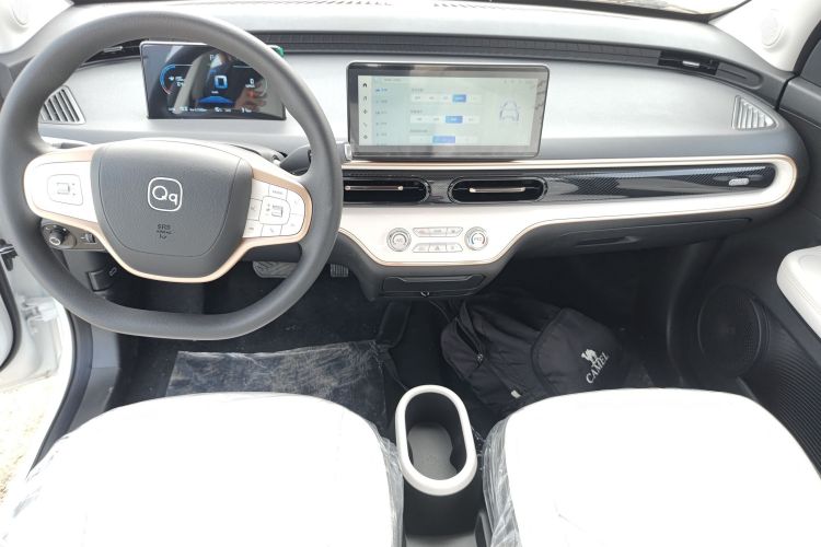 Used Chery QQ Domi 2025 Model 305km Comfort Edition Audio And AC Panel