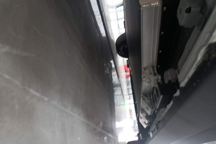 Used Chery QQ Domi 2025 Model 305km Comfort Edition Chassis Rear Right