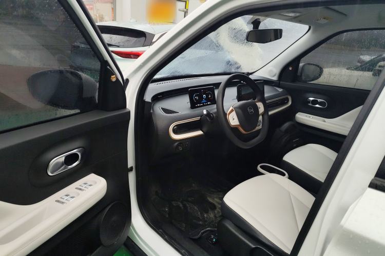 Used Chery QQ Domi 2025 Model 305km Comfort Edition Driver Seat