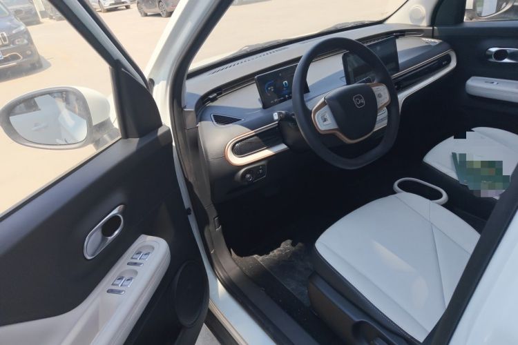 Used Chery QQ Domi 2025 Model 305km Comfort Edition Driver Seat