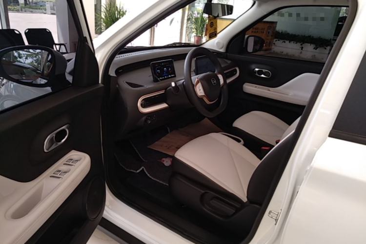 Used Chery QQ Domi 2025 Model 305km Comfort Edition Driver Seat
