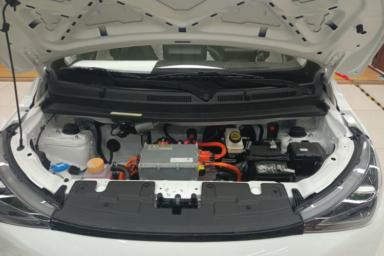 Used Chery QQ Domi 2025 Model 305km Comfort Edition Engine Bay