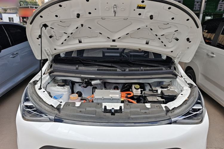 Used Chery QQ Domi 2025 Model 305km Comfort Edition Engine Bay