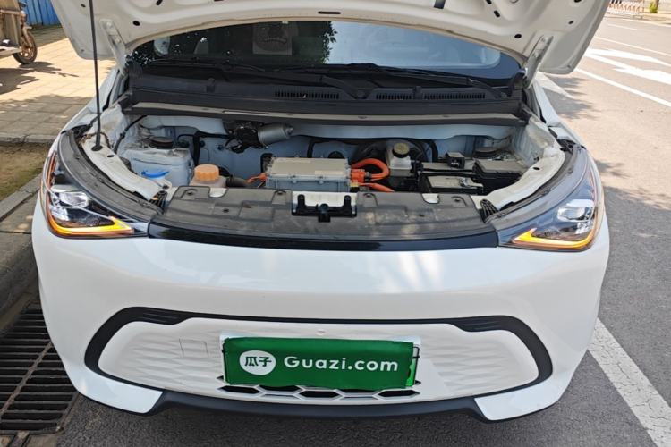 Used Chery QQ Domi 2025 Model 305km Comfort Edition Engine Bay