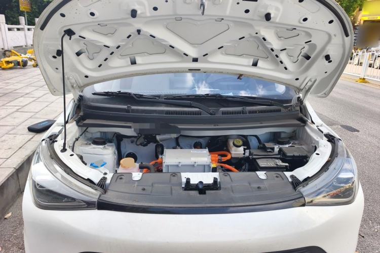 Used Chery QQ Domi 2025 Model 305km Comfort Edition Engine Bay