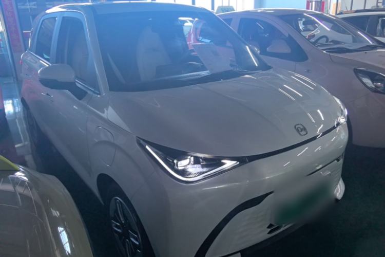 Used Chery QQ Domi 2025 Model 305km Comfort Edition Exterior 1