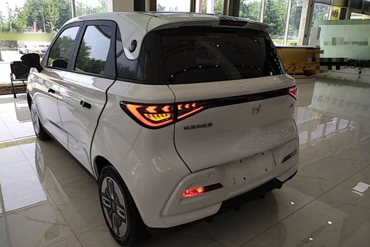 Used Chery QQ Domi 2025 Model 305km Comfort Edition Exterior 2