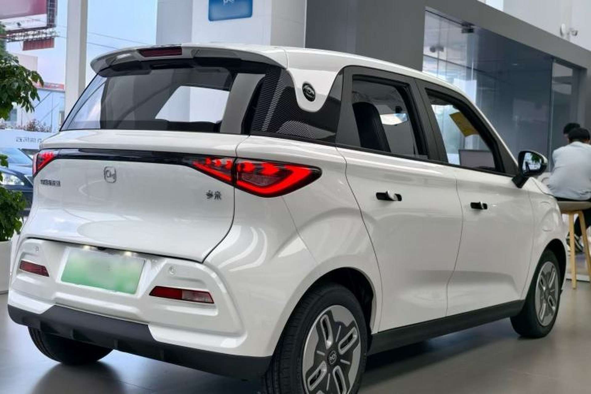 Used Chery QQ Domi 2025 Model 305km Comfort Edition Exterior 5