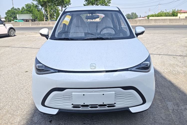 Used Chery QQ Domi 2025 Model 305km Comfort Edition Front