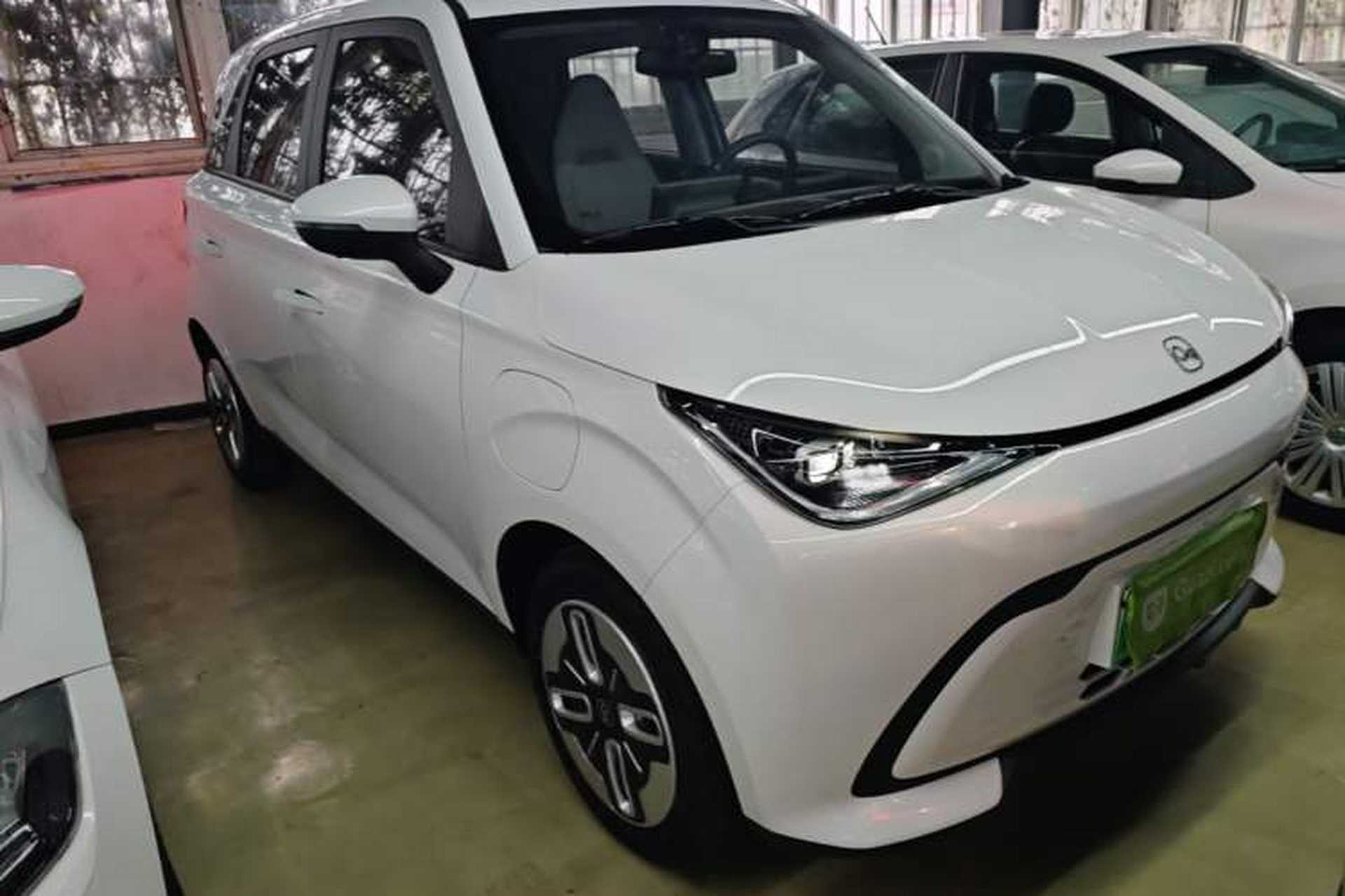 Used Chery QQ Domi 2025 Model 305km Comfort Edition Front Right 45 Deg