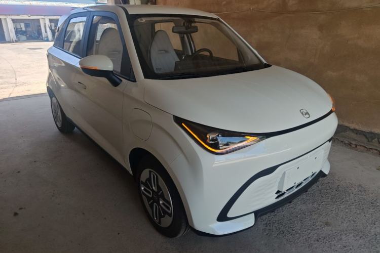 Used Chery QQ Domi 2025 Model 305km Comfort Edition Front Right 45 Deg