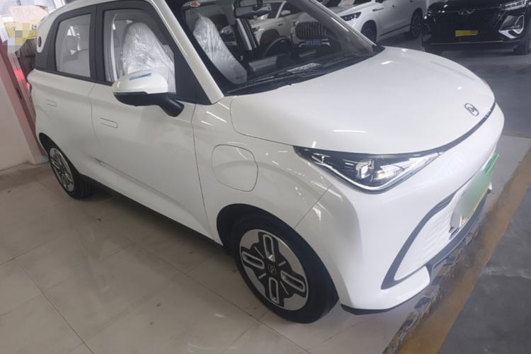 Used Chery QQ Domi 2025 Model 405km Comfort Edition Front Right 45 Deg