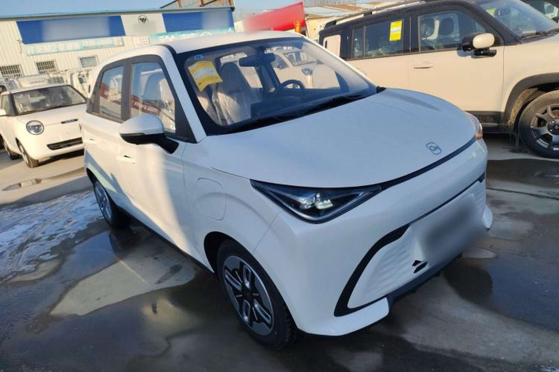 Used Chery QQ Domi 2025 Model 405km Comfort Edition Front Right 45 Deg