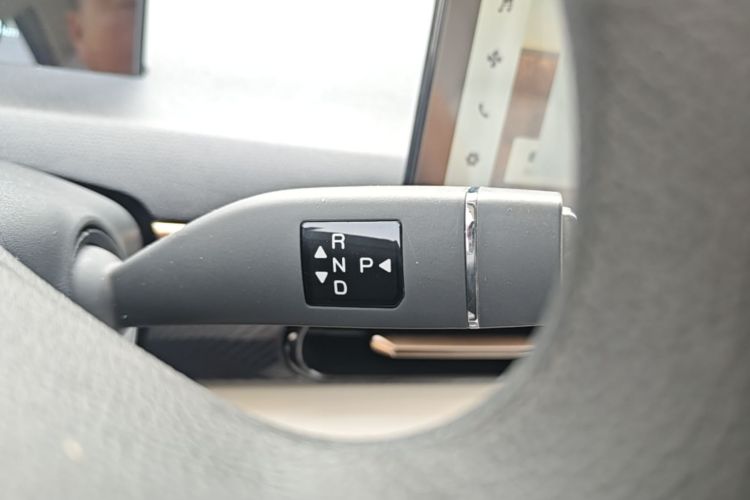 Used Chery QQ Domi 2025 Model 305km Comfort Edition Gear Lever