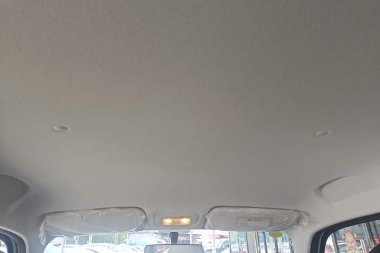 Used Chery QQ Domi 2025 Model 305km Comfort Edition Headliner