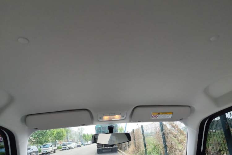 Used Chery QQ Domi 2025 Model 305km Comfort Edition Headliner