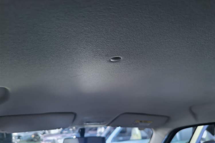 Used Chery QQ Domi 2025 Model 305km Comfort Edition Headliner