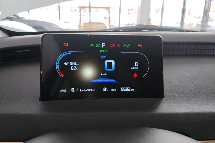 Used Chery QQ Domi 2025 Model 305km Comfort Edition Instrument Cluster
