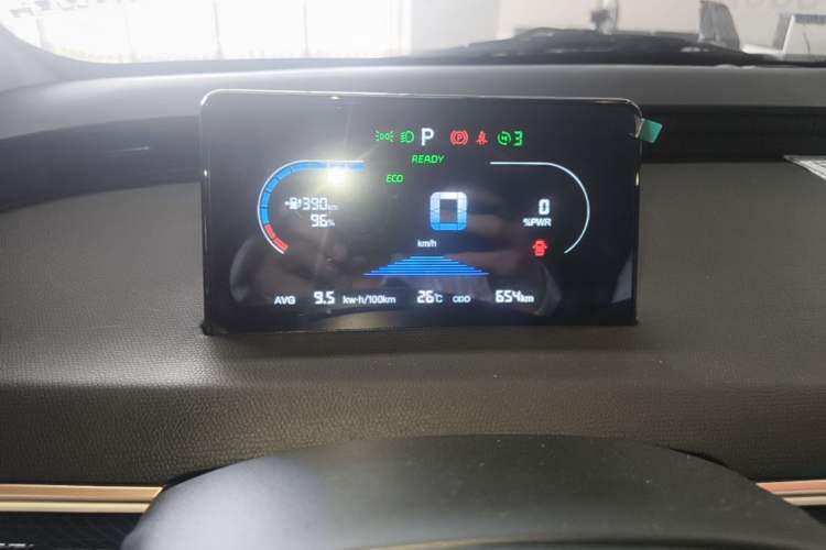 Used Chery QQ Domi 2025 Model 405km Comfort Edition Instrument Cluster